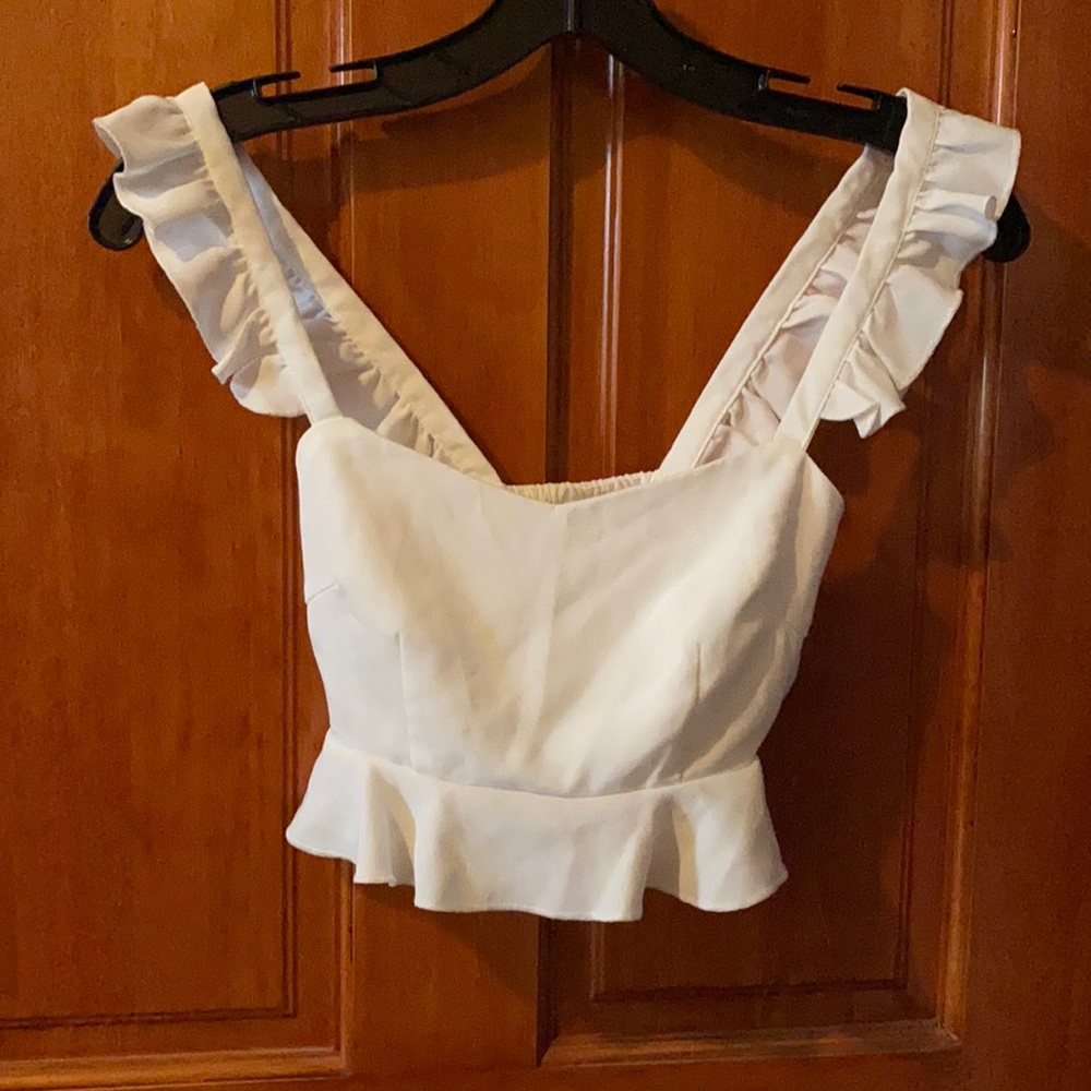 NWT Ruffle Crop Top Size XXS